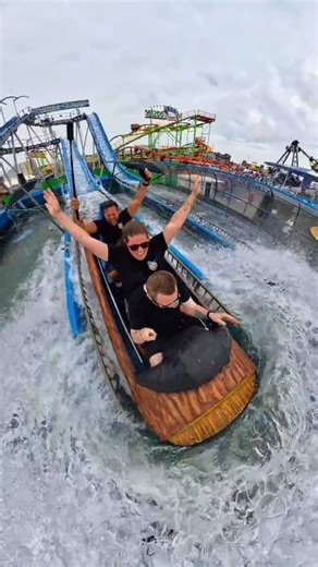 8.4K views · 81 reactions | Which drop will have the biggest splash  Wild river at Ocean Beach Pleasure Park, South Shields. #funfair #amusementpark #outdoorevent #familyfriendly #insta360 #carnival | Themepark_madness | Facebook
