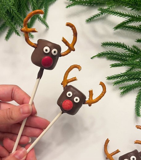 Chocolate Marshmallow Reindeer Recipe for Holiday Fun