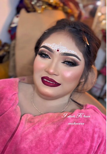 Stunning Hindu Bride Wedding Look