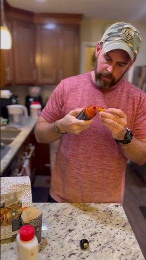 Trying Truff hot sauce for the first time #whatieatinaday #hotsauce #foodreview