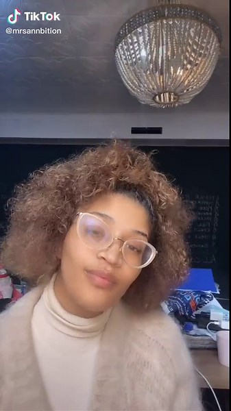 2000 R&B Challenge: Anna Mthembu at R&B Salon