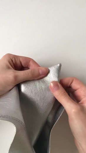 Sharp corners on the eco-leather collar✂️ #sewingtiktok #sewing #sewingtutorial #sewingtips #sewingproject #sewingcollar #sewingforyoupage #sewingchallenge #sewingleather #sewingexperiments