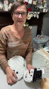 242K views · 4.6K reactions | See how I transformed two Dollar Tree hanging snowmen into a adorable free standing snowman. | The Crafty Decorator | Facebook