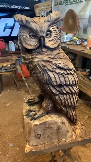 The great horned owl chainsaw carving | Ryan Cook Carvin