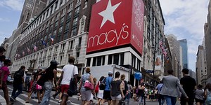 Macy’s Shakes Up Senior Management to End Sales Funk