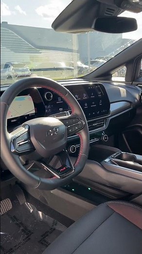 2024 Chevrolet Equinox EV Available at Arnie Bauer! GM10964