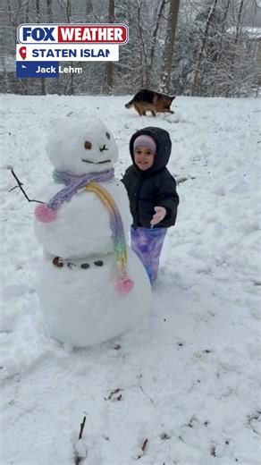 WINTER VIBES: A father-daughter duo shared a video of a perfectly crafted snowman in Staten Island, New York, as people in the state continue to experience a strong winter. #Newyork #family #snow #winter #dogs #outdoors #FOXWeather | FOX Weather