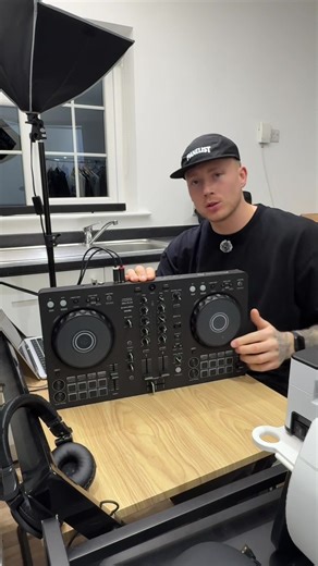 Mastering DJ Skills: Importance of Jog Wheels