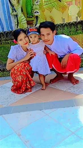 Saung Lay Pyay သည် TikTok ပေါ်တွင် ရှိသည်