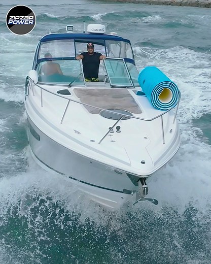 Dude is perfectly positioned tao enjoy the ride. | Zip Zap Power