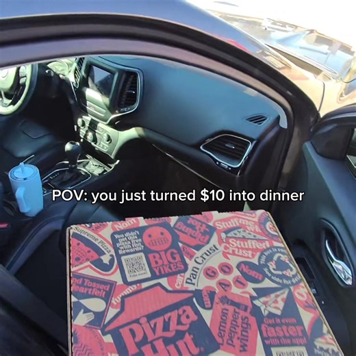 A large pizza with five toppings for $10? Easy choice. | Pizza Hut