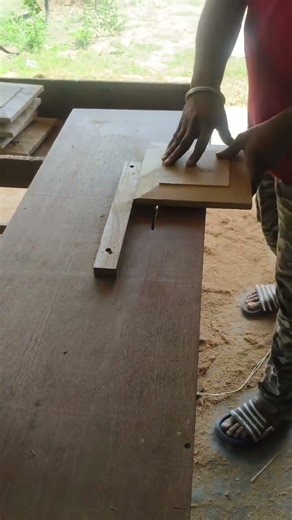 Dile wale door making#carpenter#Jordan Sandhu#shots video#gurjitcrafts #woodworking