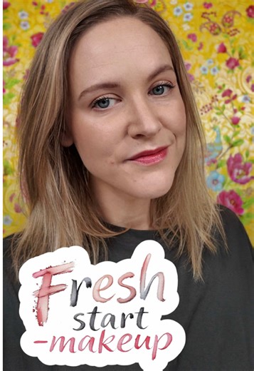 Nytt år, ny energi – men samma hud. Här är min fräscha ‘less is more’-makeup för kvinnor 40 ✨ 🎨 Produkter: @erborian_nordics CC Red and Correct @CAIA Cosmetics Soft Melt Bronzing Balm Maui & Soft Focus Puder Translucent @Jones Road Beauty Miracle Balm Flushed Xlash XBROW Micro Sculpting Brow Pencil Soft Brown Barry M Eye Light Highlighter Pencil @PUR Cosmetics Big Look Mascara Black #everydaymakeup #nomakeupmakeup #maturemakeuptips #lessismore #makeupover40