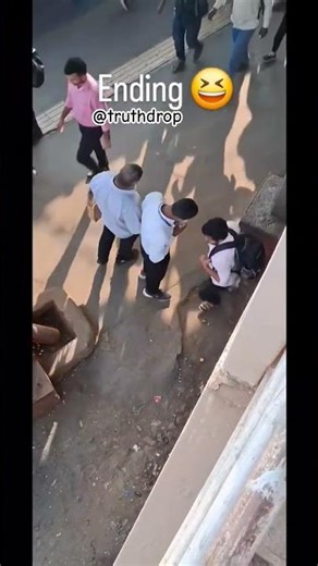 Subway Surfers in Real Life? 😱 | Virar Station TC Escape #virar #localtrain #subwaysurfers #viral