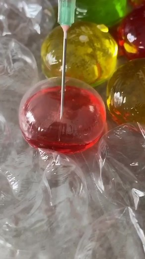 T’aimes les food hacks? Fonce voir ma nouvelle vidéo sur ma chaîne #youtube #carliscooking #fyp #foryoupage #foodhack #food #jello #jellochallenge