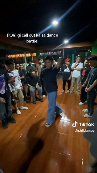 Voguing Dance Battle: Join the Fun!