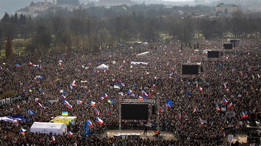Tens of thousands of protesters rally in Prague against new government of Czech prime minister Babiš