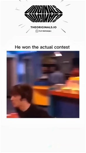 VIRAL MOVIE HUB on Instagram: "🎬 Drake & Josh (2004–2007) 🎭 Genre / Runtime / Rating: Comedy • Family • ⭐ 7.7/10 • ⏱️ Episodes ~22–24 mins 😆📺🎒 📌 Overview: Two opposite-stepbrothers—cool, carefree Drake and awkward, responsible Josh—try to survive high school, family chaos, and crazy mishaps together. 🎸🤓💥 💖 Why It’s Loved: Full of iconic jokes, lovable characters, and unforgettable comedic moments that still hold up today. 😂🔥👌 🎥 Key Cast: Drake Bell • Josh Peck • Miranda Cosgrove •
