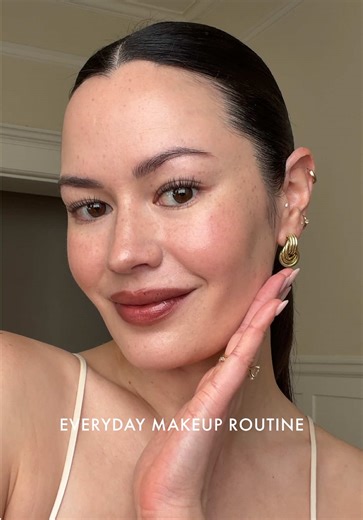 Everyday Makeup Routine for the New Year
