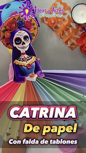Cómo hacer una Catrina de papel con falda de tablones