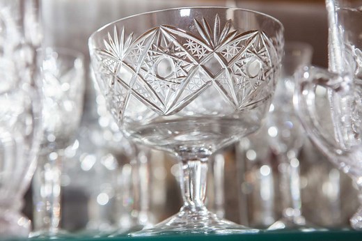 6 Expert-Approved Ways To Identify Crystal Glassware