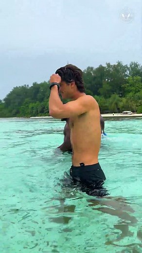 Ambassador Kennedy and Son Jack Recreate JFK's PT-109 Swim