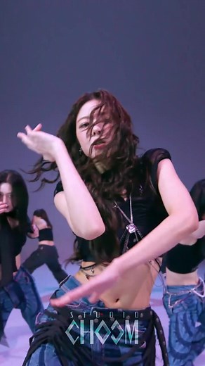 12K views · 2K reactions | #Repost @studio_choom —— 있지 전원 퍼포먼스의 악마인 거 축하해 <STUDIO CHOOM ORIGINAL> ITZY 'TUNNEL VISION' ⠀ #ITZY #ITZY_TUNNELVISION #있지 #ITZY_TNVS @itzy.all.in.us #STUDIOCHOOM #스튜디오춤 @studio_choom | ITZY is Life PH | Facebook