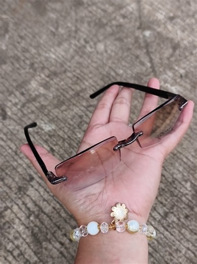 Stylish KAWAYI Rimless Rectangle Sunglasses for Everyday Wear