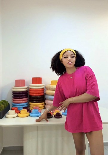 Christmas Vlog: Stunning Plate Collection Unveiled!