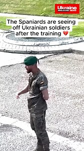 💔 Couldn’t hold back their tears – this is how Spanish soldiers saw off Ukrainian defenders as they headed to the war. | Ukraine Breaking News