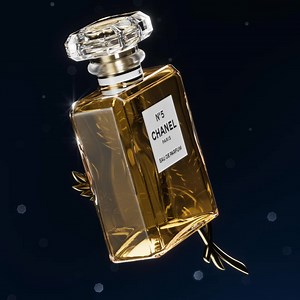 Give the gift of a mysterious fragrance with CHANEL. Discover N°5 Eau de Parfum, the timeless, legendary expression housed in a radically simple bottle. An enigmatic scent trail with an inexplicable power of attraction. | CHANEL