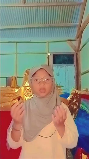 yang mau tutorial jilbab pashmina kaos nya liat vidio ku ya