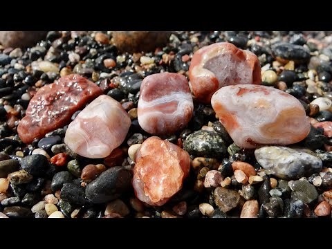 A Lake Superior Agate Hunt Near the Blind Sucker River