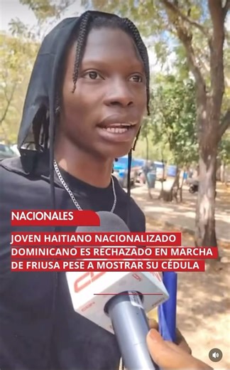 Ceky viciny on Instagram: "Este joven le duele su patria, le duele su país, le duele su bandera, es n3gr0 & f30, igual que yo el no tiene la culpa de nacer así Pero es Dominicano, porque no fui a marchar por ahí Va y confunden a uno y le dan su pedra a 1 😂 e un chiste pero es una realidad, me fijé que todo el que entrevistaban que era negros le preguntaban si era Haitiano, WAO el dominicano no solo es, indio, blanco, también ahí dominicanos negros,,, y si a todos nos duele nuestro país, entre n