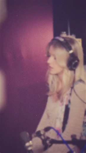 Sailing… takes me away ⛵️🌊 OUT NOW wherever you get your music 🎶🩵 | Harriet