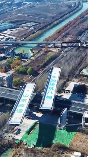 They Rotated a 20,000-Ton Bridge Into Place! 🌉