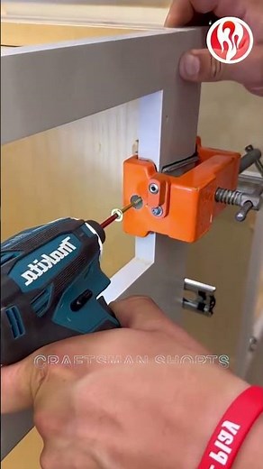 Cabinets | Cabinet Installation and Screwing