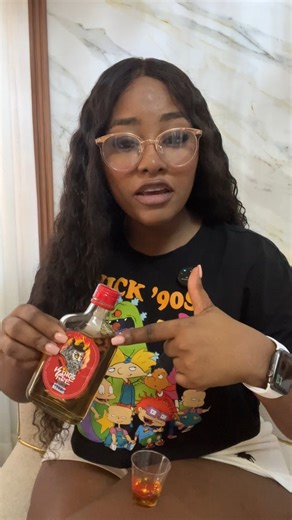 @kingsfirerd on Instagram: "Llévate una caja de Canelilla KING’S FIRE totalmente ¡GRATIS! ¿Cómo participar?: 1. 📱Sigue a @KINGSFIRERD 2. 💬 Etiqueta a 3 amigos en los comentarios (asegúrate de que sean reales) 3. 👀 OJO: Esos 3 amigos que etiquetaste también deben seguir a @kingsfirerd para que tu participación sea válida. ¡Mientras más comentes, más oportunidades tienes de ganar! 🚀 Anunciaremos el ganador el 26 de febrero. ¡Mucha suerte a todos! #KingsFire #SigueTuInstinto #whiskydominicano #