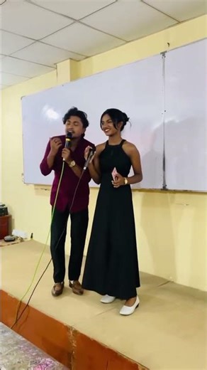 පන්තියෙ දෙන්න කියපු සිංදුව | oya muwe hasarel soya 🩷🥰