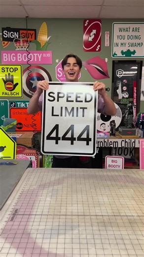 How to Make a Traffic Sign | Sign Guy Tutorial