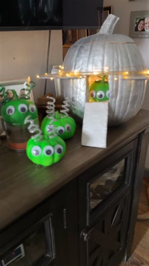 23 reactions · 8 comments | Made an alien spaceship pumpkin project yesterday ! While I was gluing everything together, my puppy bumped into me #halloween #crafts #artwork and in trying not to hurt him, I ended up burning my finger with the hot glue gun . Held it a bit too long, and ouch, it hurts! But the project is finally done, and I’m pretty proud of it. What do you guys think? Do you like my aliens? | Michele Cobas | Facebook