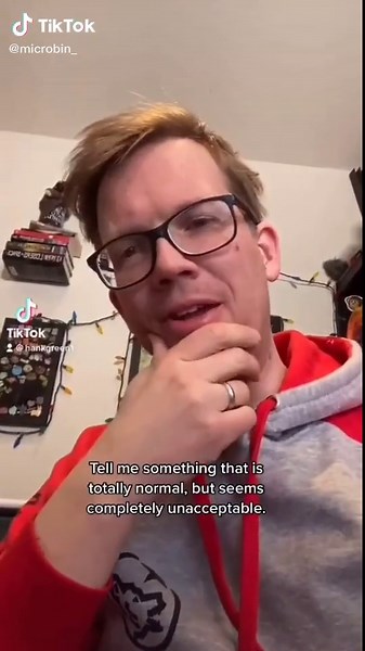 #stitch with @hankgreen1 dirt doesn’t just have bacteria! #nematode#microscope#biology#askhank #science#bio#dirt#soil#ciliate #invertebrate#fyp#learn