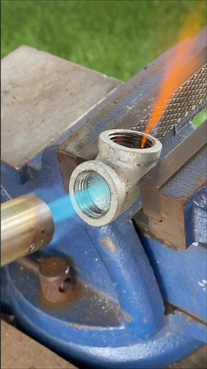 A pipe-threading secret that even experts don’t know. #diy