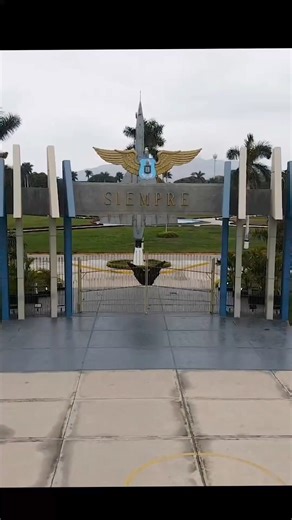 84K views · 2K reactions | Ven y conoce un poco de la experiencia de la rutina del cadete EOFAP. Inscríbete y participa en el sorteo para tener una experiencia inolvidable dentro de la Escuela de Oficiales de la Fuerza Aérea del Perú.completa tus datos en el siguiente link:https://forms.gle/NyMZ4V2fq2ss4moMA | Escuela De Oficiales FAP | Facebook