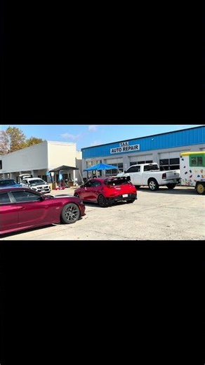 I spotted a modified Hyundai Veloster N arriving at a car meet #shorts