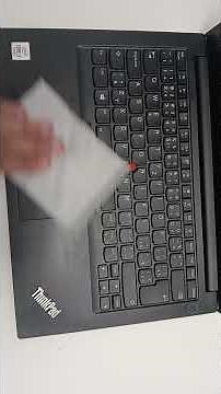 How to clean up the screen and body of a laptop