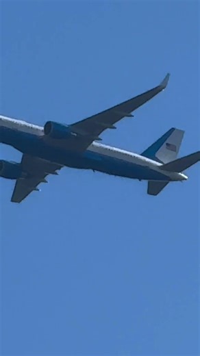 Air Force two flying by Myrtle Beach 🤩￼