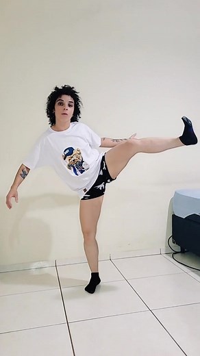 cris.bento.ofc no TikTok