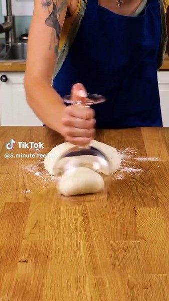 How to Make a Delicious Cheeseburger from Scratch