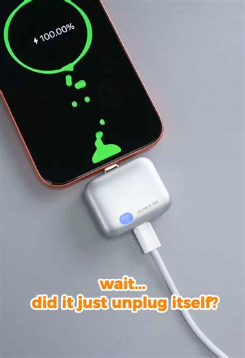 I really thought this was fake until I watched it happen 😭 #techtok #iphone #techfinds #gadgets #iphonetips